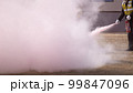消火器で訓練　鎮火 99847096