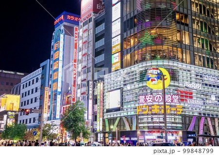 名古屋市 栄の繁華街の夜景 名古屋市 栄の繁華街の夜景 99848799