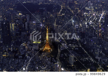 東京都心の夜景空撮 99849629