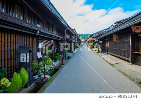 岐阜　飛騨高山の町並み 99855341