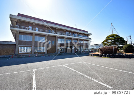 舟橋村役場(富山県舟橋村) 舟橋村役場(富山県舟橋村) 99857725