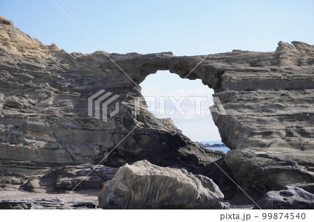 【城ヶ島】馬の背洞門 99874540