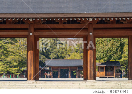 奈良県、橿原神宮 99878445