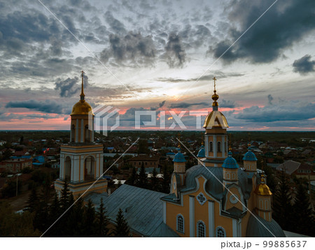 Gospel of Jesus Christ. The religious church is a chapel for praying to God.Golden domes with a crucifix at the top.A holy place for Orthodox Christians and Catholics.Holy is the Savior of the spirit Gospel of Jesus Christ. The religious church is a chapel for praying to God.Golden domes with a crucifix at the top.A holy place for Orthodox Christians and Catholics.Holy is the Savior of the spirit 99885637