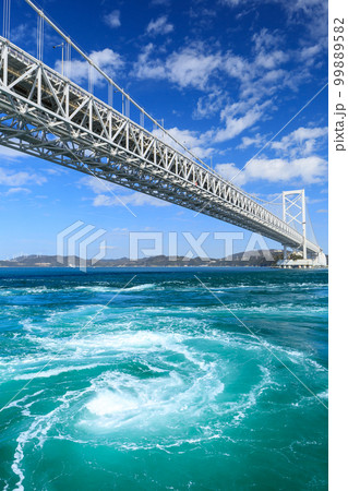 徳島_鳴門の渦潮の絶景 徳島_鳴門の渦潮の絶景 99889582
