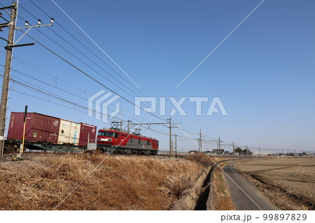 JR宇都宮線を走るEH500の曳くコンテナ列車 JR宇都宮線を走るEH500の曳くコンテナ列車 99897829