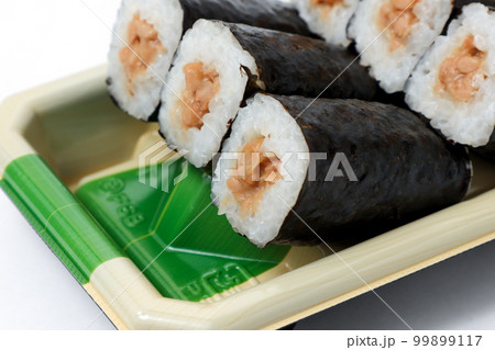 納豆巻、なっとう巻き、和食、巻きずし、納豆、海苔、米、和、和風、日本食、寿司、すし、食べ物、のり、食 99899117