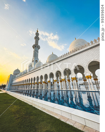 The Sheikh Zayed Grand Mosque during sunset, in Abu Dhabi, United Arab Emirates The Sheikh Zayed Grand Mosque during sunset, in Abu Dhabi, United Arab Emirates 99899604