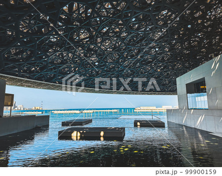 Interior of the Louvre Museum in Abu Dhabi, United Arab emirates 99900159