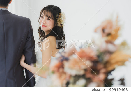 ウェディング　新郎新婦　　 99919468