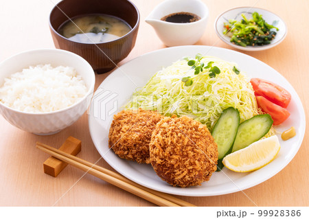 メンチカツ定食 99928386