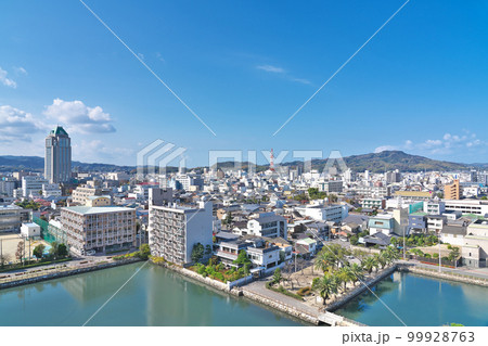 【今治城より今治市内の風景】 愛媛県今治市通町の写真素材 [99928763] PIXTA