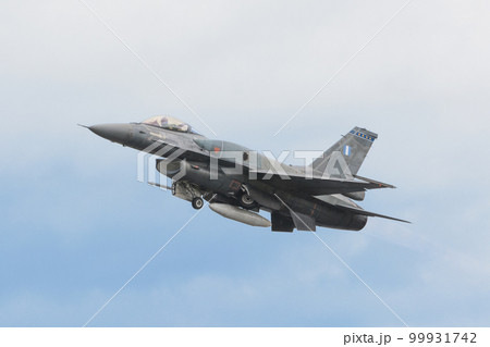 ギリシャ空軍F-16Cブロック52+離陸 ギリシャ空軍F-16Cブロック52+離陸 99931742