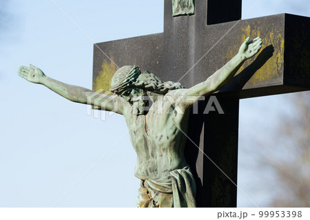 jesus falling from the cross jesus falling from the cross 99953398