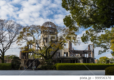 日本 広島県広島市にある広島平和記念碑の原爆ドーム 日本 広島県広島市にある広島平和記念碑の原爆ドーム 99956370