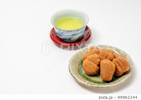 お茶とベビーカステラ 99962244
