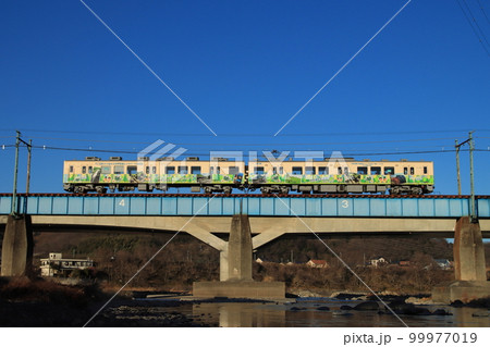 鏑川を渡る上信700形電車_2023/2/25撮影 99977019