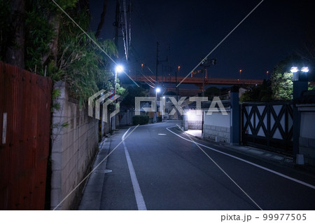 夜道　素材　イメージ 99977505