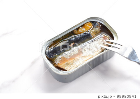 オイルサーディンの缶詰 99980941