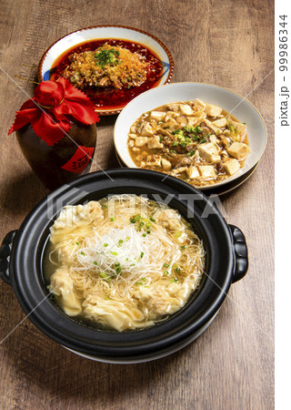 中国料理と紹興酒 99986344