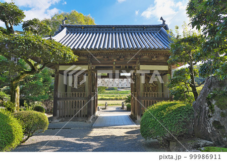 【小松尾山 不動光院 大興寺】 (四国霊場第67番札所) 香川県三豊市山本町辻 99986911