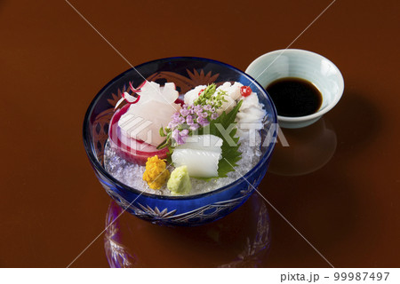 鱧・赤イカのお造り 99987497