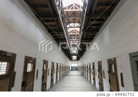 韓国の過去の歴史を伝える西大門刑務所歴史館の内部 韓国の過去の歴史を伝える西大門刑務所歴史館の内部 99992752