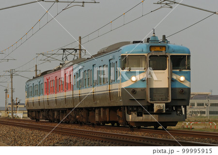 北陸本線　美川ー加賀笠間　JR西日本　415系800番台　C10編成（金沢） 99995915