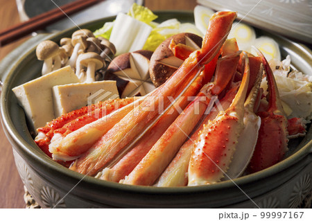 ズワイガニと野菜とキノコの寄せ鍋 ズワイガニと野菜とキノコの寄せ鍋 99997167