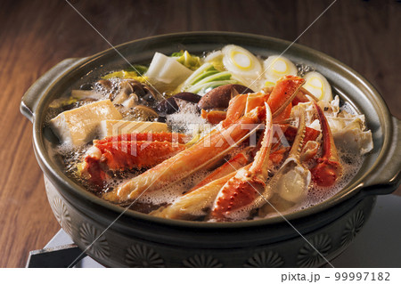 ズワイガニと野菜とキノコの寄せ鍋 ズワイガニと野菜とキノコの寄せ鍋 99997182