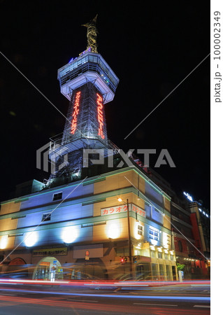 別府タワーの夜景 ( リニューアル前 / 2021年11月 / 大分県 別府市 ) 別府タワーの夜景 ( リニューアル前 / 2021年11月 / 大分県 別府市 ) 100002349