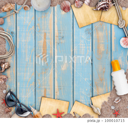 Holiday beach concept Holiday beach concept 100010715