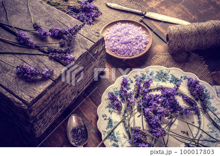 Lavender salt Lavender salt 100017803