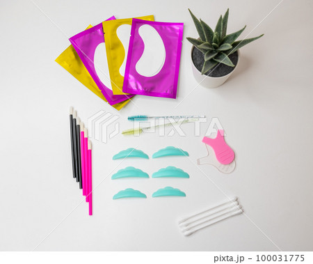 Set for lamination of eyelashes. Eyelash perm procedure. Set for lamination of eyelashes. Eyelash perm procedure. 100031775
