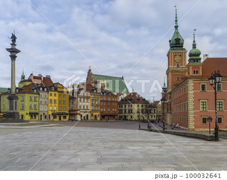 ワルシャワ歴史地区・王宮広場 / Castle Square, Warsaw, Poland 100032641