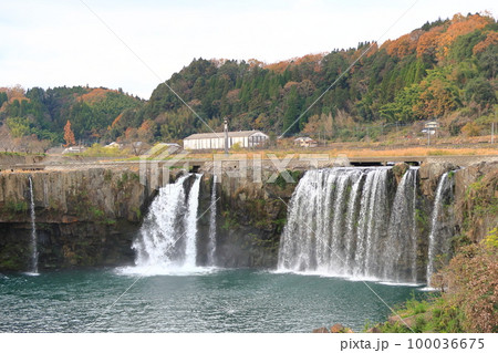 原尻の滝の景観 100036675