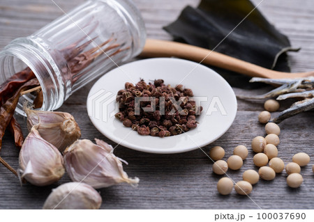 山椒　スパイス 100037690