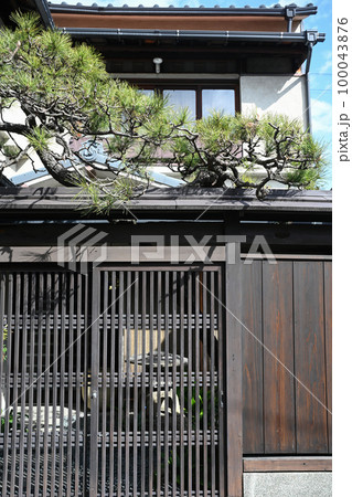 愛知県名古屋市四間道 町並み保存地区 の風景 100043876