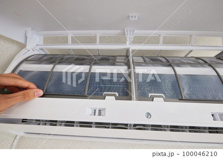 エアコンの内部　掃除　フィルター 100046210