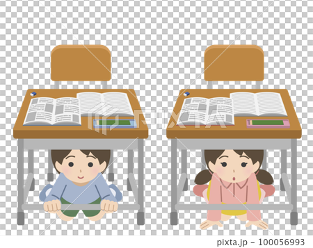 避難訓練する児童 私服 避難訓練する児童 私服 100056993