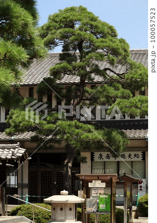 忠臣蔵の聖地、曹洞宗江戸三箇寺泉岳寺 忠臣蔵の聖地、曹洞宗江戸三箇寺泉岳寺 100057523