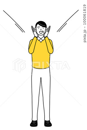 口に手を当てて呼び込みをする定年退職したシニア・中年男性 100061819