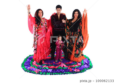 Gypsy ensemble of song and dance.isolated on white 100062133