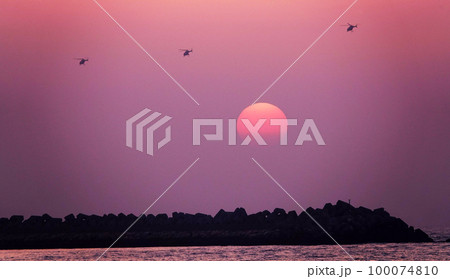 Sea sunset on the Persian Gulf Sea sunset on the Persian Gulf 100074810