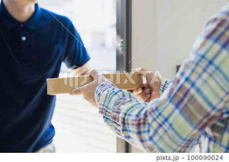 配送　玄関 100090024