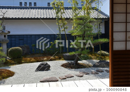 東海道五十三次三十三番宿場　二川宿　本陣 100090848