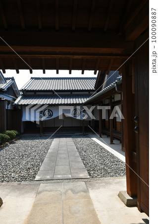 東海道五十三次三十三番宿場　二川宿　本陣 100090887