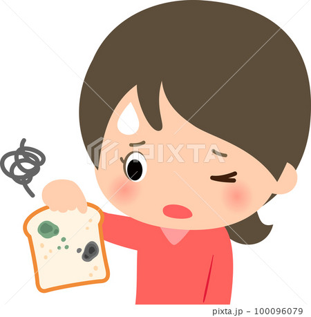 カビが生えた食パンを持った女性 カビが生えた食パンを持った女性 100096079