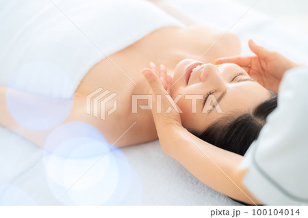 エステ　女性　ビューティー　美容　エステサロン 100104014