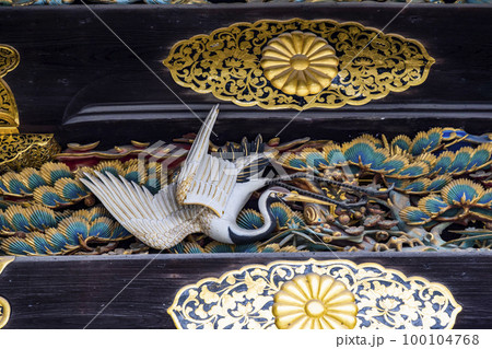 二条城　唐門の彫刻 100104768